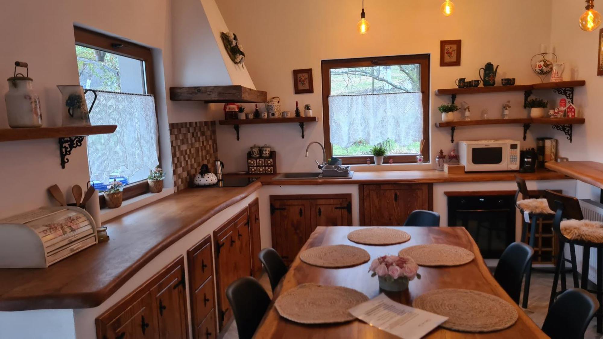 Rustic Dreams-Dobolii De Sus Villa ภายนอก รูปภาพ